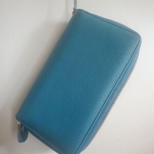 Elegant Blue Leather Wristlet